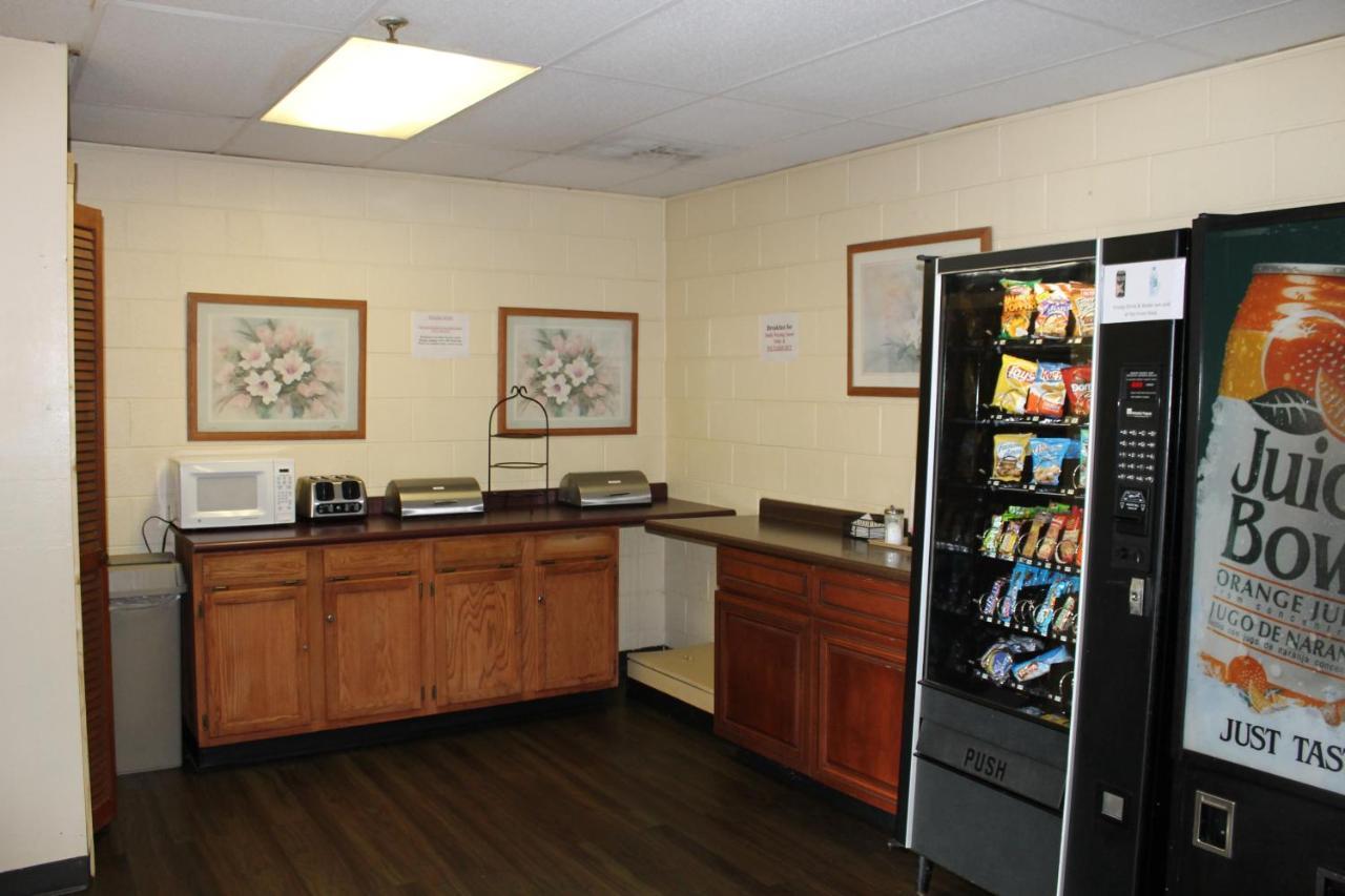 Scottish Inn Knoxville Dış mekan fotoğraf